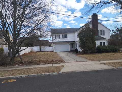 15 McKenna Avenue, North Baldwin, NY 11510