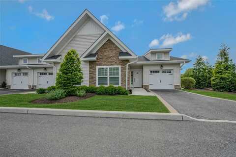 2300 Fox Hill Drive, Calverton, NY 11933