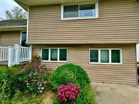 138 Concord Avenue, Oceanside, NY 11572