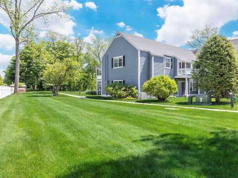 902 Commons Way, Fishkill, NY 12524