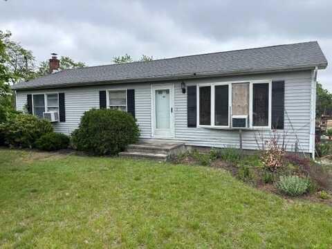 44 Goodridge Avenue, Riverhead, NY 11901