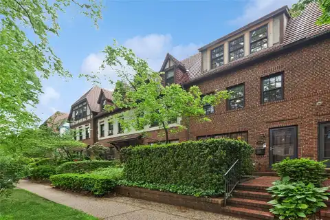 276 Burns Street, Forest Hills, NY 11375