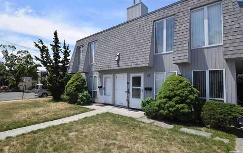 41 Linwood Road S, Port Washington, NY 11050