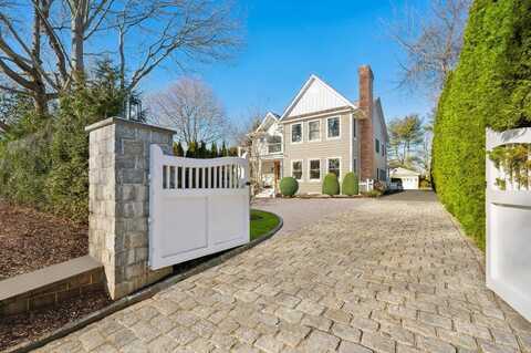 575 Hampton Road, Southampton, NY 11968