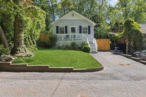 32 Flowerfield Road, Sound Beach, NY 11789