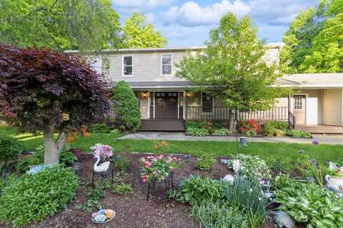 18 Lockhart Lane, Highland, NY 12528