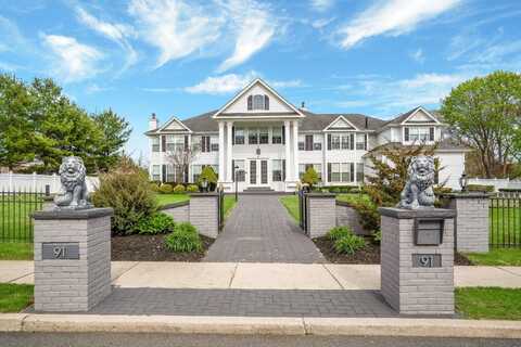 91 Fairmont Avenue, Medford, NY 11763