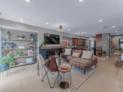 12 Deepwater Way, Bronx, NY 10464