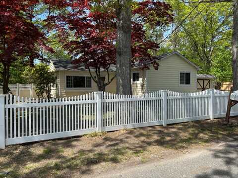212 Longfellow Drive, Mastic Beach, NY 11951
