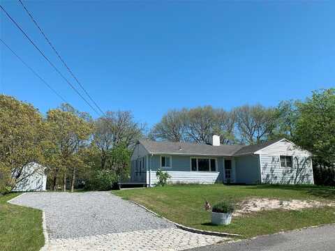 425 Lake Drive, Southold, NY 11971