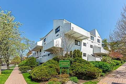21 Canterbury Road, Great Neck, NY 11021
