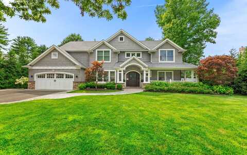 15 Wagamon Drive, Woodbury, NY 11797