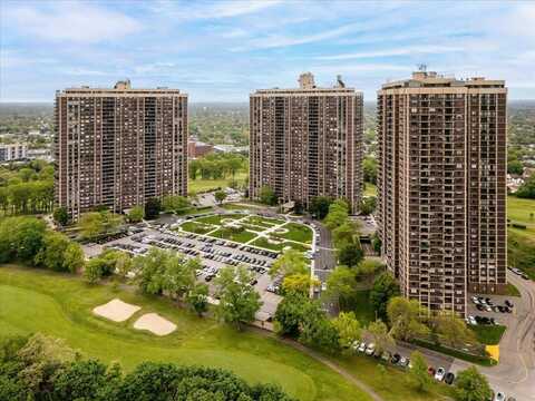 269-10 Grand Central Parkway, Floral Park, NY 11005