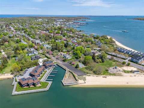 131 6th Street, Greenport, NY 11944