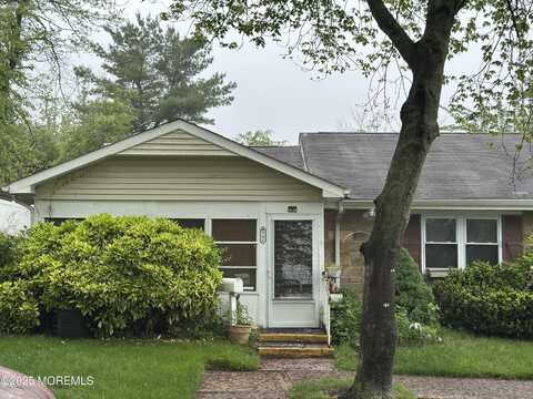 70 Sage Court, Lakewood, NJ 08701