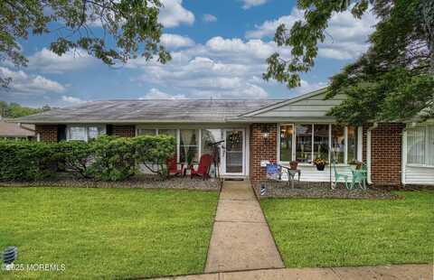 1056a Argyll Circle, Lakewood, NJ 08701