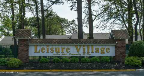 30f Cambridge Court, Lakewood, NJ 08701