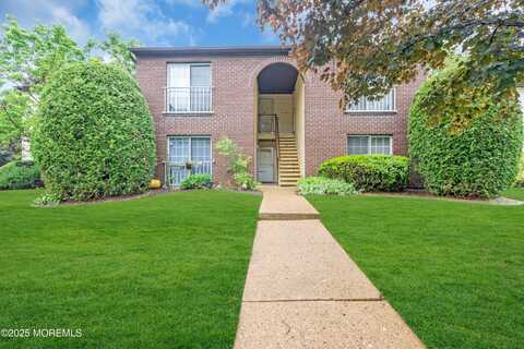 716 Zlotkin Circle, Freehold, NJ 07728
