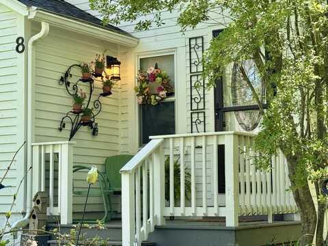 8 Organug Road, York, ME 03909