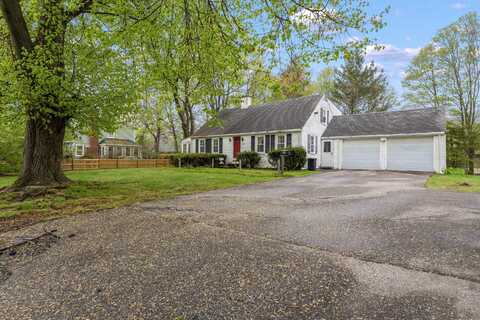 342 York Street, York, ME 03909