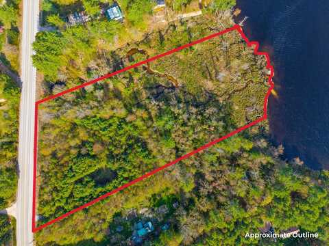 700 N North High Street, Bridgton, ME 04009