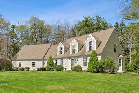 30 Fairfield Drive, Kennebunk, ME 04043