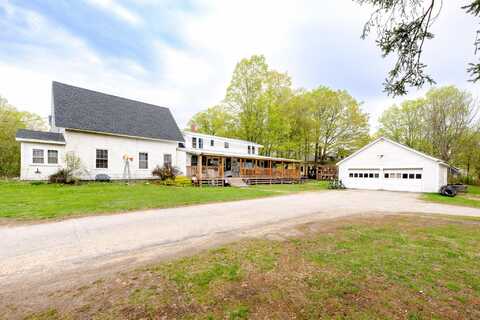 22 Pleasant Street, Phillips, ME 04966