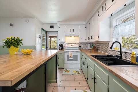31 King Street, Waterville, ME 04901