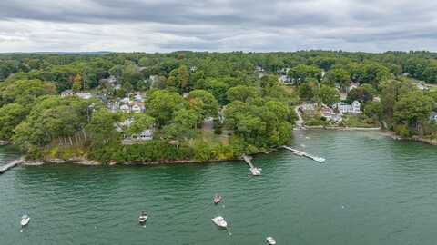 23 AMERESCOGGIN Road, Falmouth, ME 04105