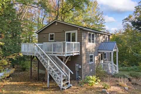 11 Top Hill Road, Bridgton, ME 04009