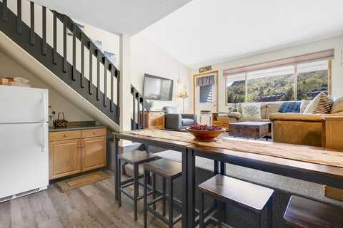 16 Roadrunner Drive, Newry, ME 04261