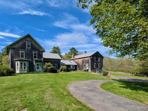 99 West Hamlet Road, Newcastle, ME 04553
