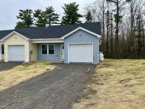 29 Village Circle, Augusta, ME 04330