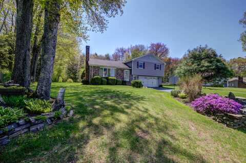 9 Ridge Road, Westbrook, ME 04092