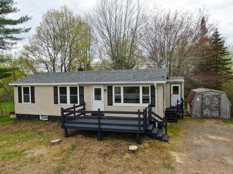 479 Enfield Road, Lincoln, ME 04457