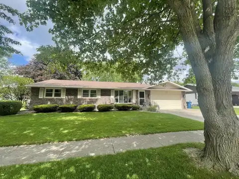809 Stonewall Drive, Bourbonnais, IL 60914