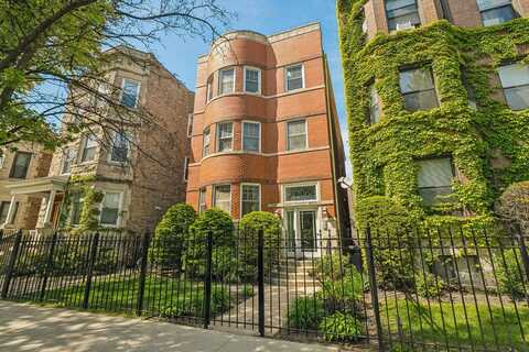1206 W Addison Street, Chicago, IL 60613