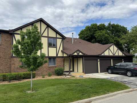 201 Carol Court, Pontiac, IL 61764