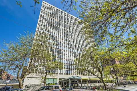 444 W Fullerton Parkway, Chicago, IL 60614