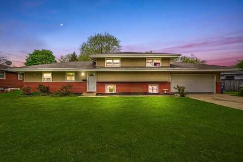 1191 Comet Drive, Aurora, IL 60505