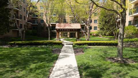 5100 W 96th Street, Oak Lawn, IL 60453