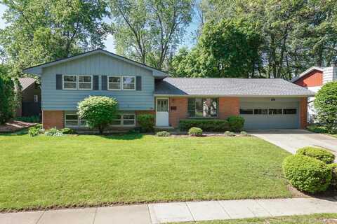 311 Hillside Lane, Bloomington, IL 61701