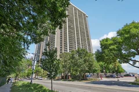 6007 N Sheridan Road, Chicago, IL 60660