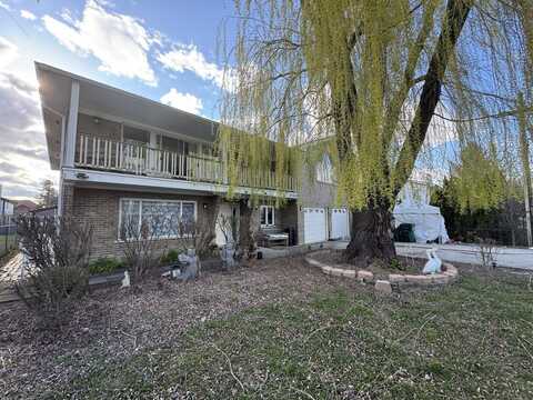 9344 N Lincoln, Niles, IL 60714