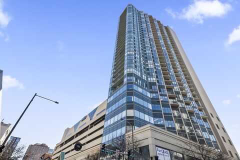 111 W MAPLE Street, Chicago, IL 60610