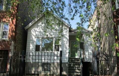 2928 N Sacramento Avenue, Chicago, IL 60618