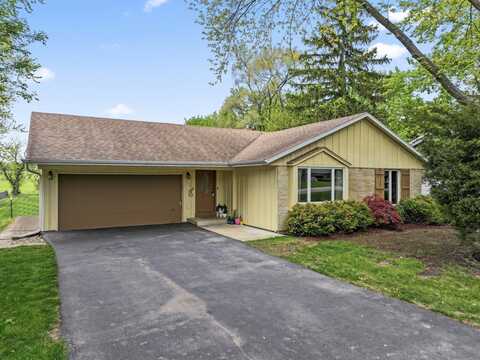 4205 Wildwood Drive, Crystal Lake, IL 60014