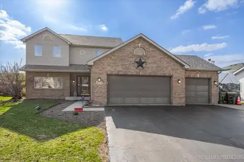 227 Wolverine Drive, Oswego, IL 60543