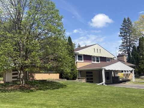 129 Roth Avenue, Barrington, IL 60010