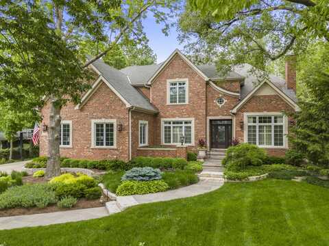 1046 Sylvan Circle, Naperville, IL 60540
